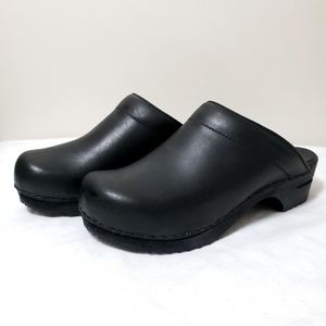 Sanita Black Chrissy Wooden Clogs